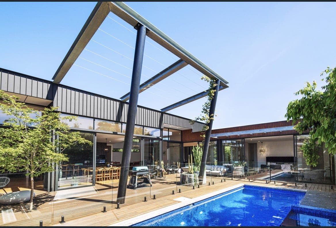 Kuro House